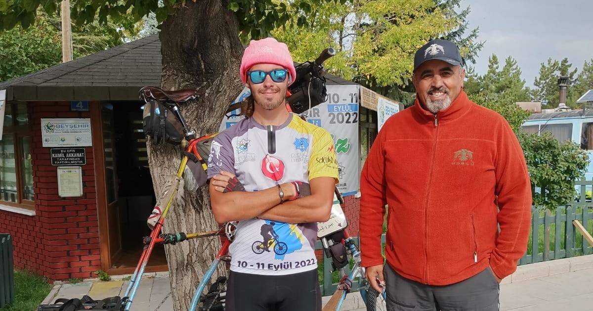 Özel yapım bisikletiyle dünya turuna çıkan Alex Sidney Beyşehir’de