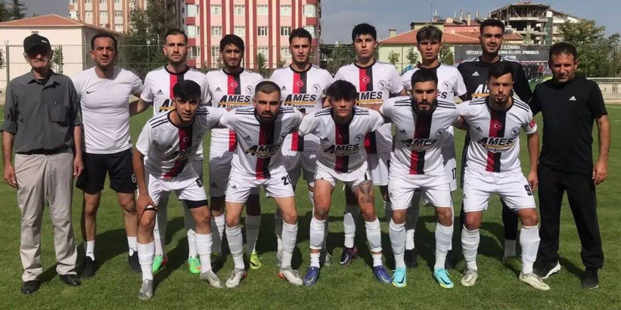 Meram Karakartallar’da hedef galibiyet