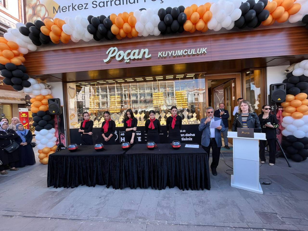 Poçan Kuyumculuk’tan 40. yılında 40 özel hediye
