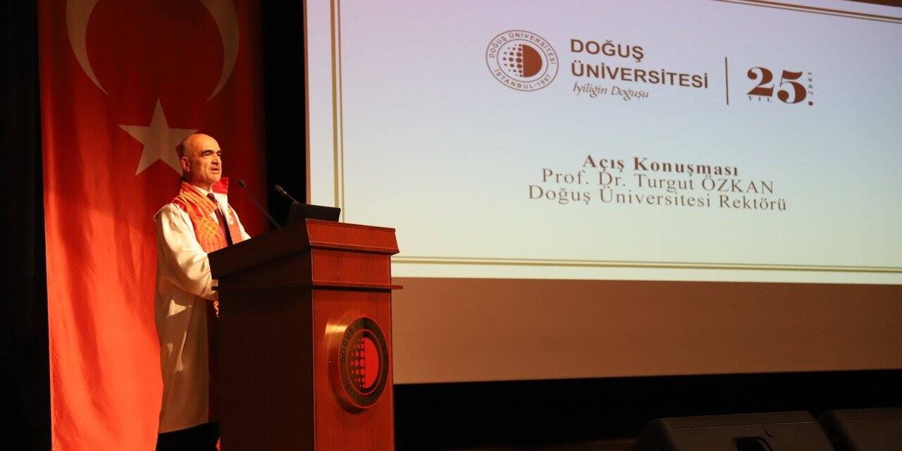 Doğuş Üniversitesi akademik yılı törenle başladı