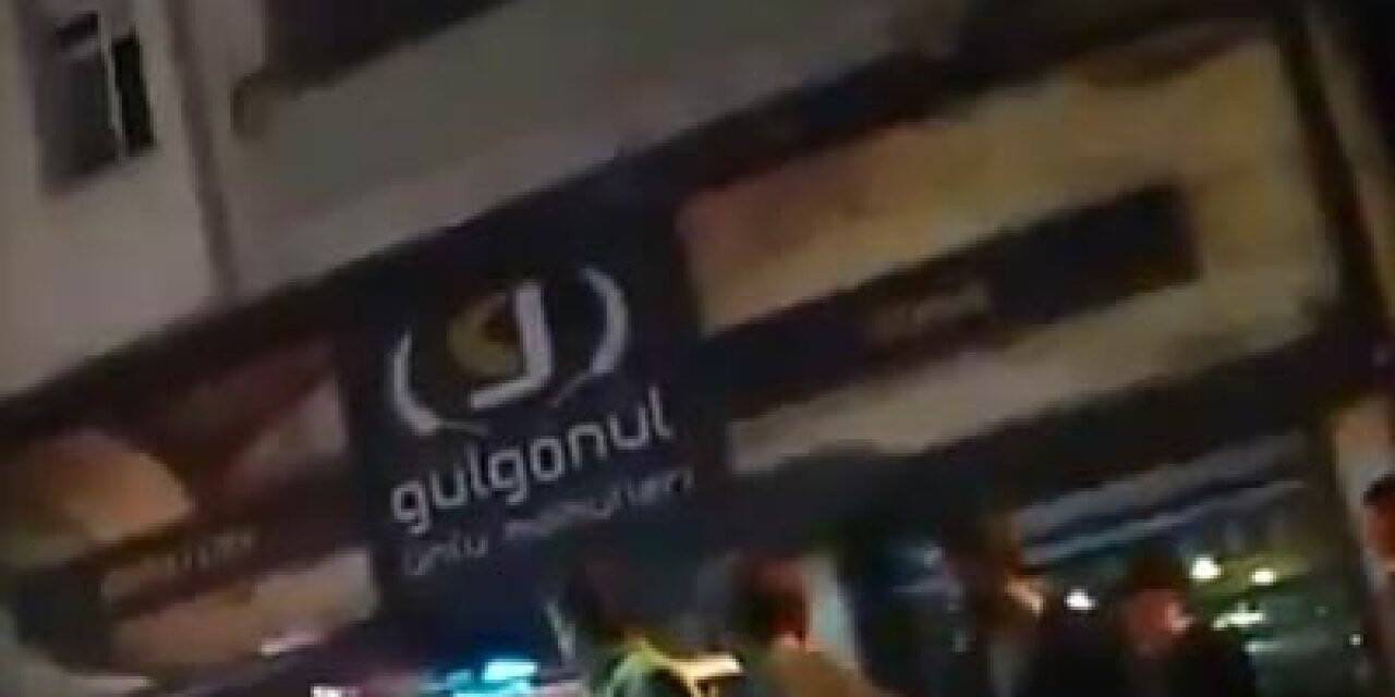 Kız arkadaşını dövüp dişlerini kırdı, olay yerine gelen polise saldırdı