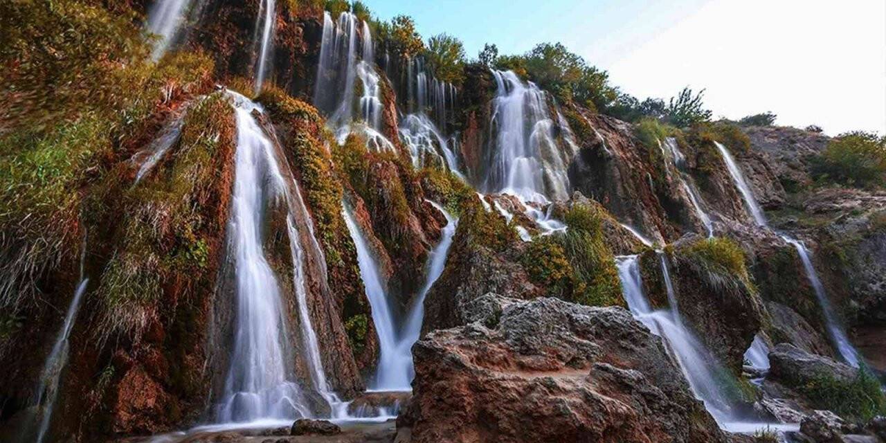 Girlevik Şelalesi her mevsim ziyaretçilerini ağırlıyor