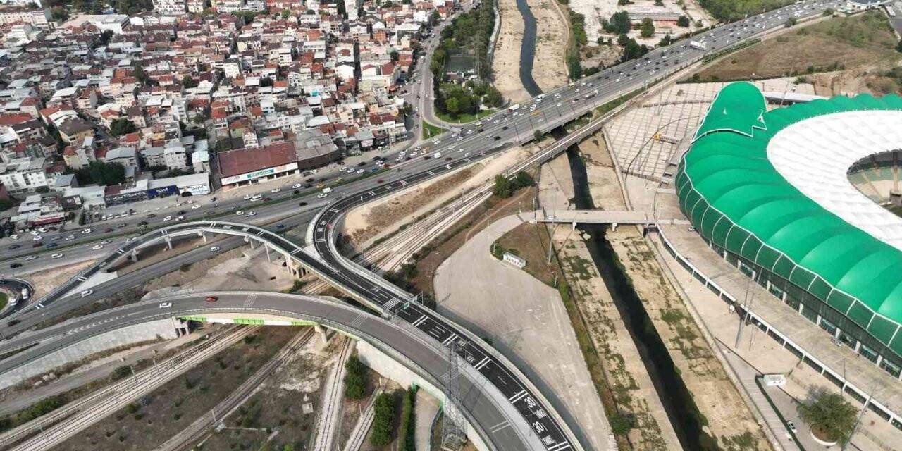 Acemler Kavşağı’nı rahatlatacak bir adım daha...