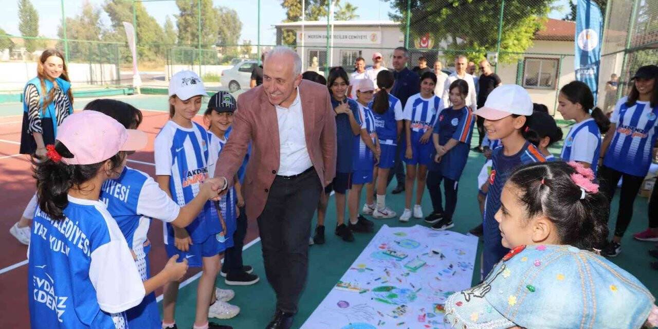 Gültak, geleceğin genç raketleri ile buluştu