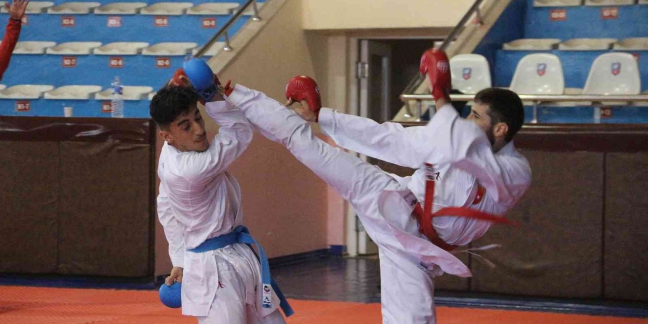 U21 Karate Milli Takımı şampiyonaya Erzurum’da hazırlanıyor