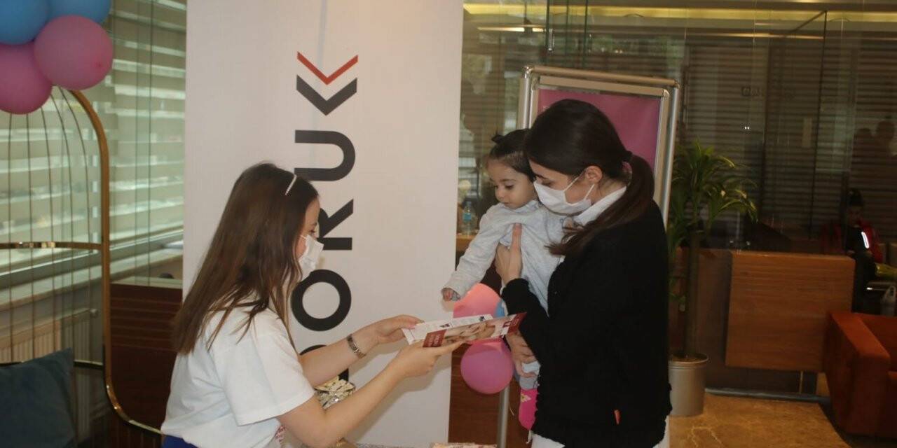 Sağlıklı neslin ilk adımı anne sütü