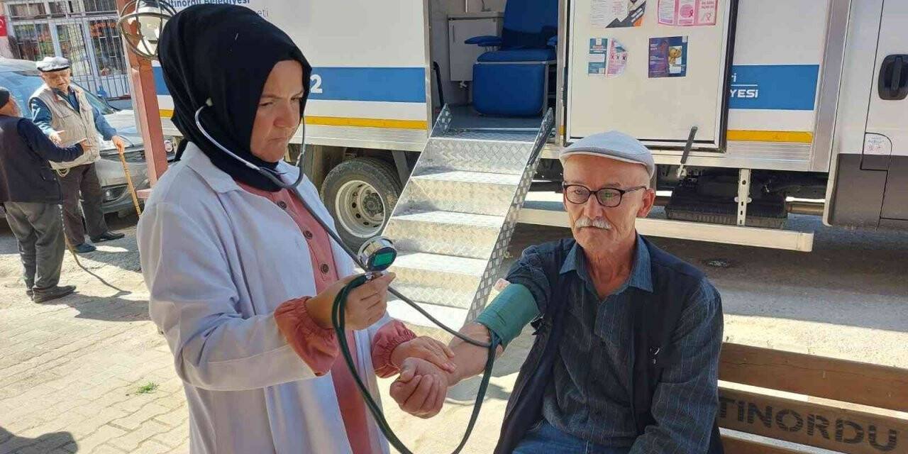Mobil sağlık tarama aracı ile kırsal mahallelerde hizmet veriliyor