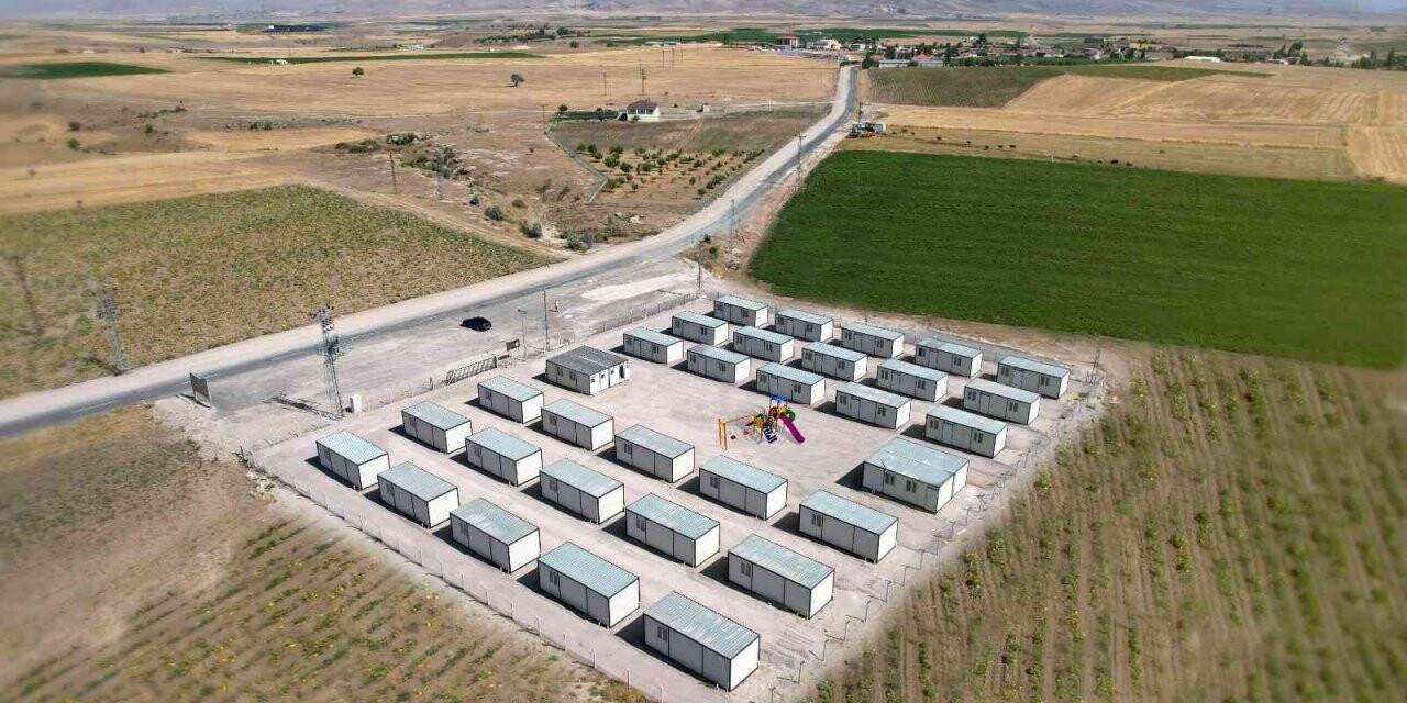 Tarım anneleri evlerine kavuşuyor