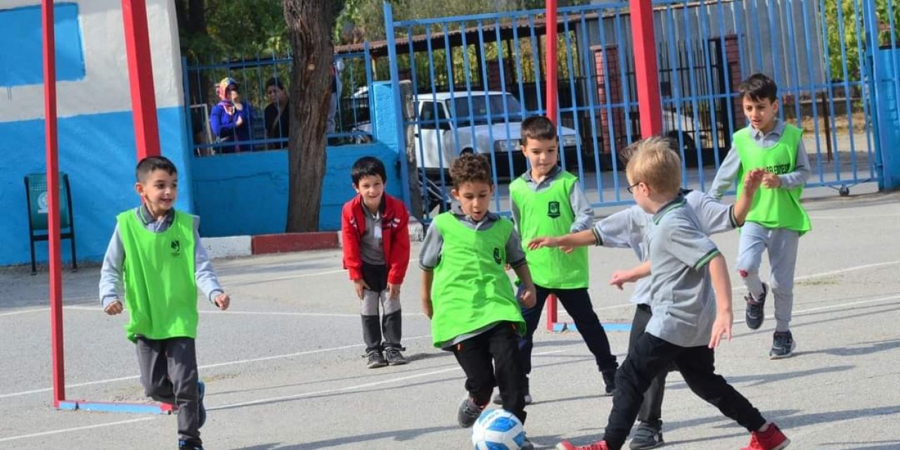 Yunusemre’de yeni dönem futbolcu taramaları başladı