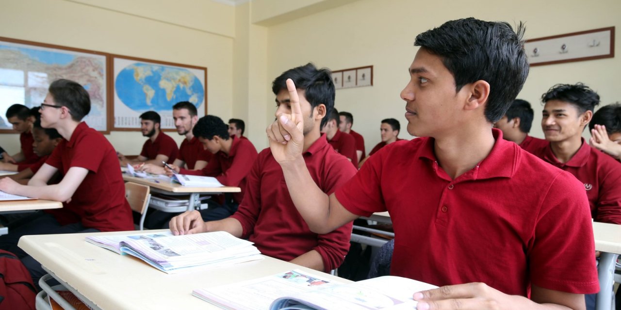 Türkiye Diyanet Vakfından yeni eğitim-öğretim yılında 2 bin 887 öğrenciye burs