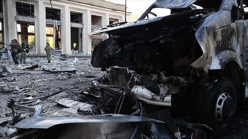 Rusya'nın ilhak ettiği Donetsk şehrinin Ukrayna güçlerince vurulduğu iddia edildi