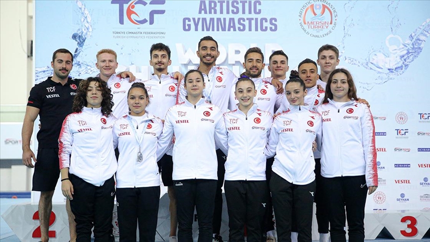 Artistik Cimnastik Milli Takımı'nın dünya şampiyonası parolası "tarihi zaferler"
