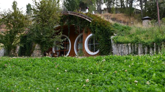 Sivas'ın "Hobbit evleri"ne yabancı turist ilgisi artıyor