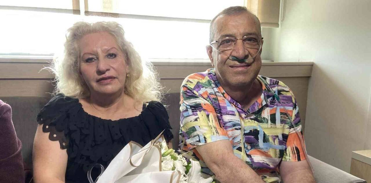 30 yıl önce boşandılar, hastanede tekrar evlendiler