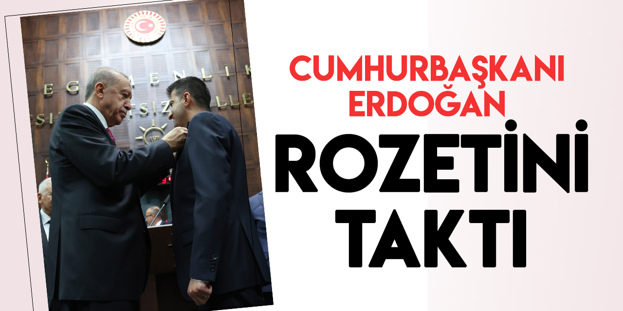 Cumhurbaşkanı Erdoğan, AK Parti'ye katılan İzmir Milletvekili Çelebi'ye rozetini taktı