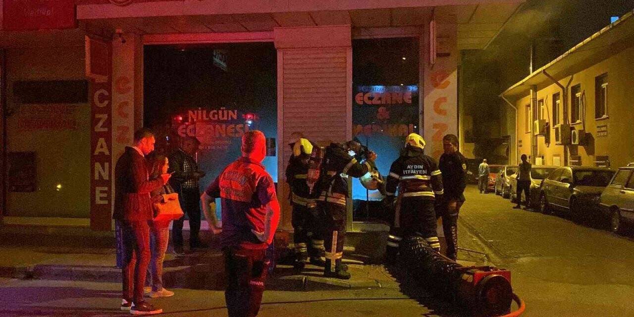 Eczanede çıkan yangın ekipleri seferber etti