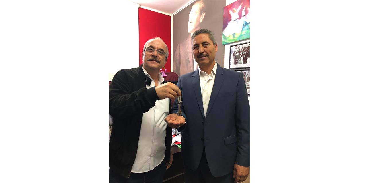 Konya Hasanşeyhliler Derneği'nde bayrak el değiştirdi