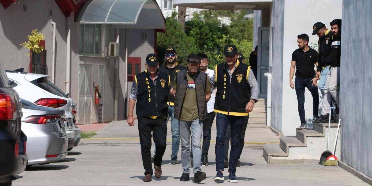 Otomobilden tabanca çıktı, zanlılar “başkasının” dedi