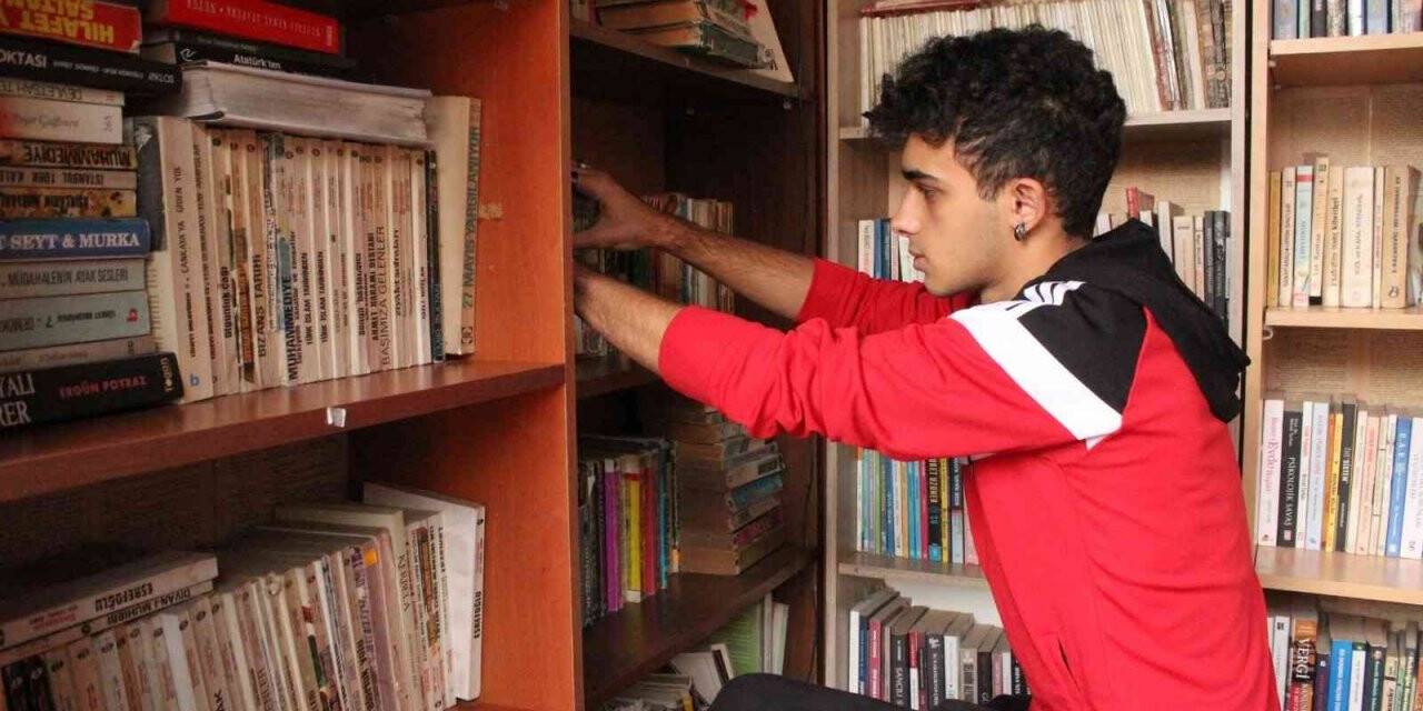 Tarihte yolculuğa çıkıyorlar