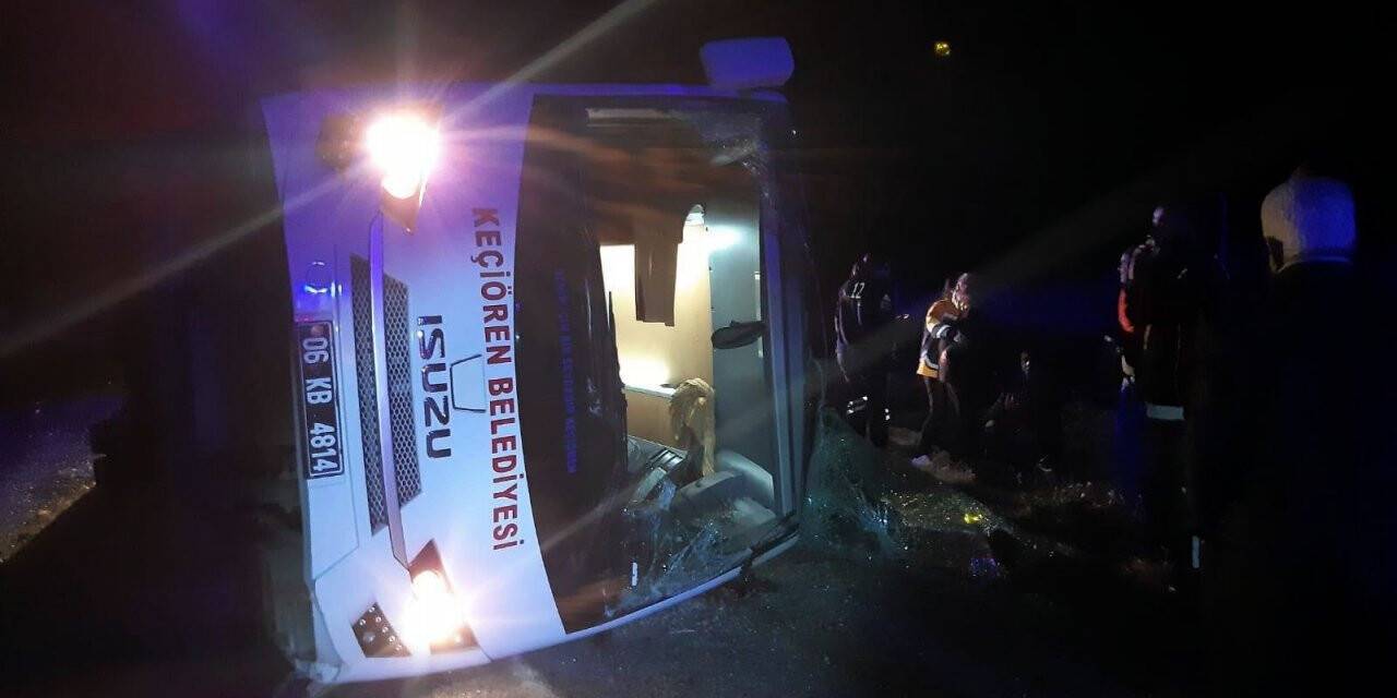 Yozgat’ta cenazeye gidenleri taşıyan yolcu otobüsü devrildi: 26 yaralı