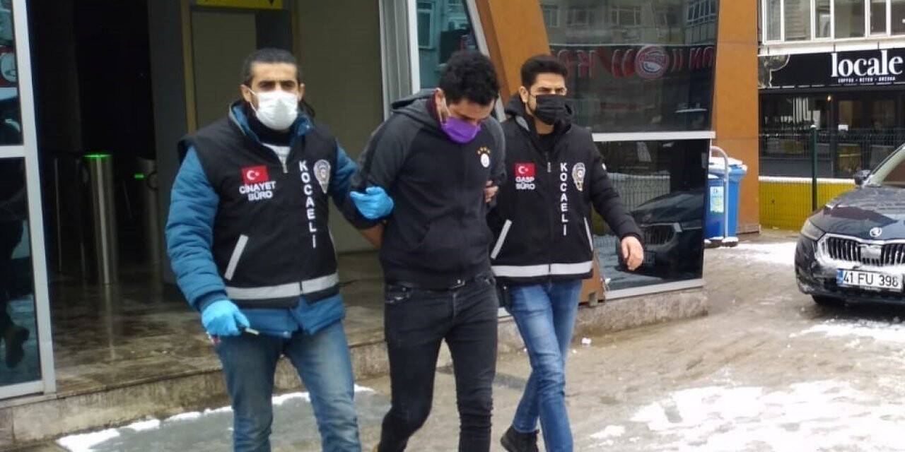 Misafirliğe gittiği evde öldürülen genç adamın annesinden şoke eden iddia