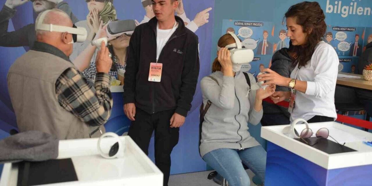 Kırşehir’de sosyal konut projesinin sanal gözlüklü tanıtımına büyük ilgi