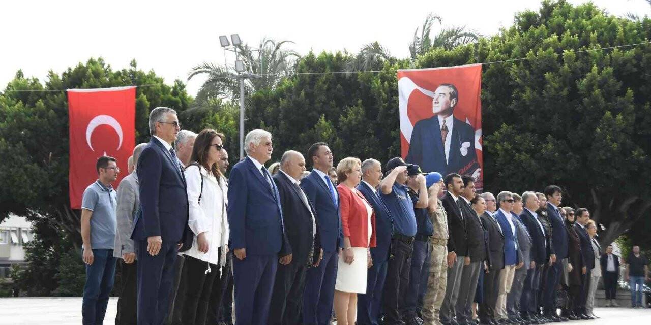 Kemer’de muhtarlar unutulmadı