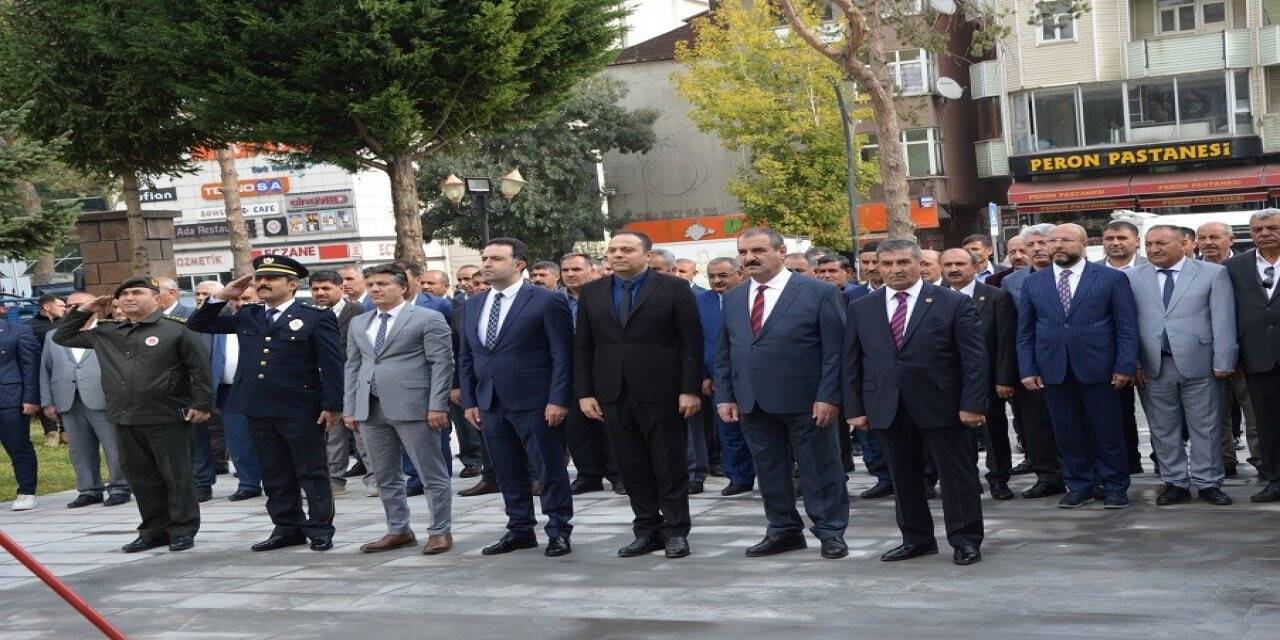 Tatvan’da “19 Ekim Muhtarlar Günü” kutlandı