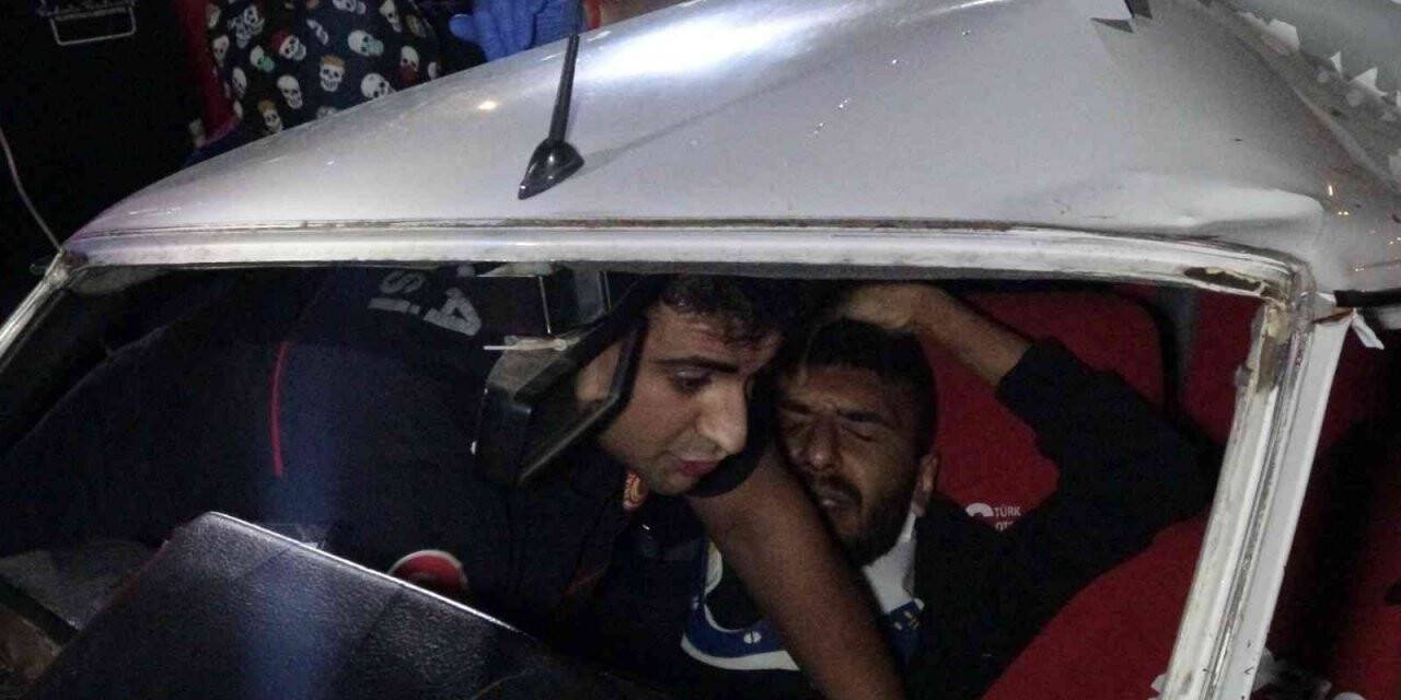 Antalya’daki trafik kazasında can pazarı: 4 yaralı