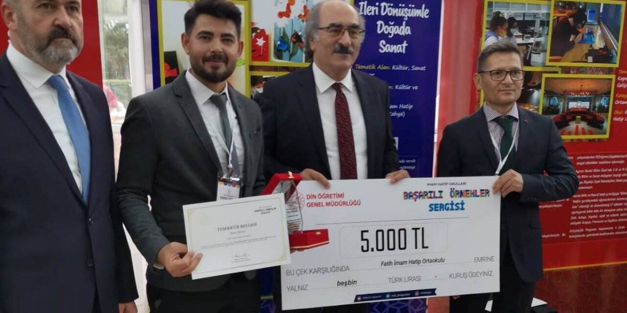 Tavşanlı Fatih İmam Hatip Ortaokulu Türkiye üçüncüsü