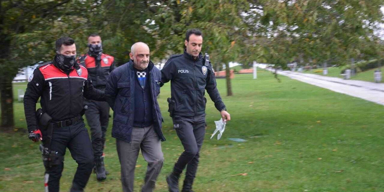 Eşini 12 bıçak darbesiyle yaralayan sanık: "Onun vücudundaki yaralar iyileşir ancak benim ruhumdaki yaralar iyileşmez"