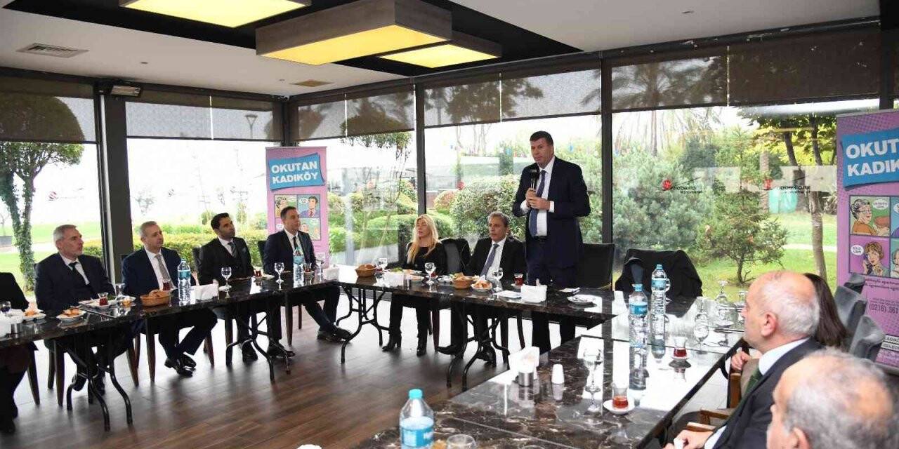 Kadıköy’de Muhtarlar Günü kutlandı