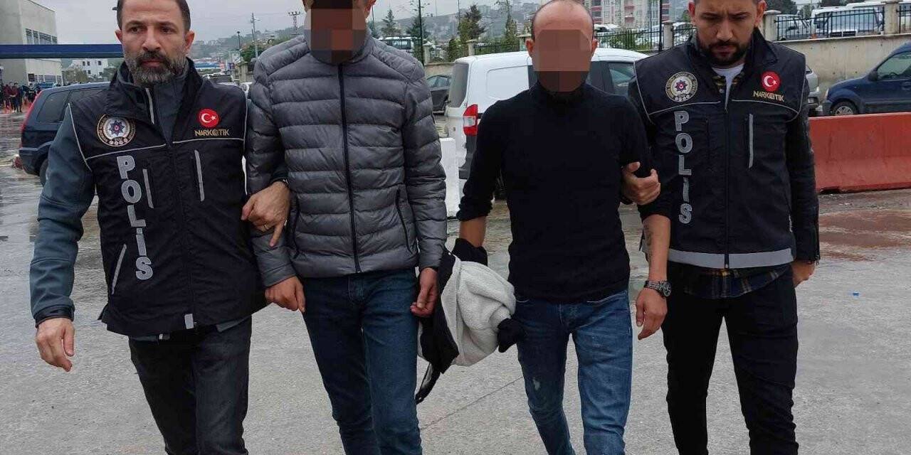 Samsun’da uyuşturucudan 2 kişi gözaltına alındı