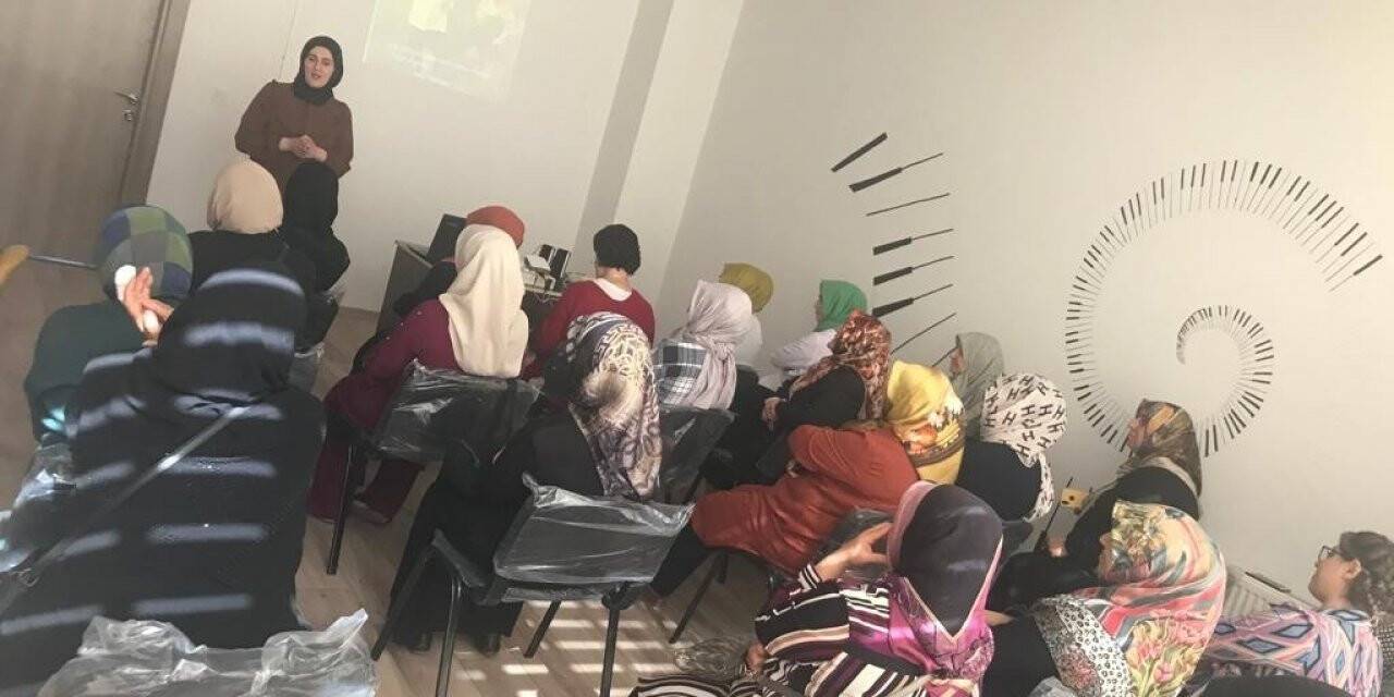 Elazığ’da Aile İçi İletişim Semineri düzenlendi
