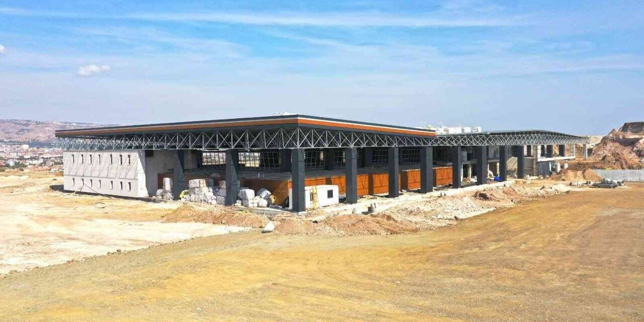 Başkan Şerifoğulları, “Şehre değer katan dev yatırımları bir bir hayata geçiyoruz”