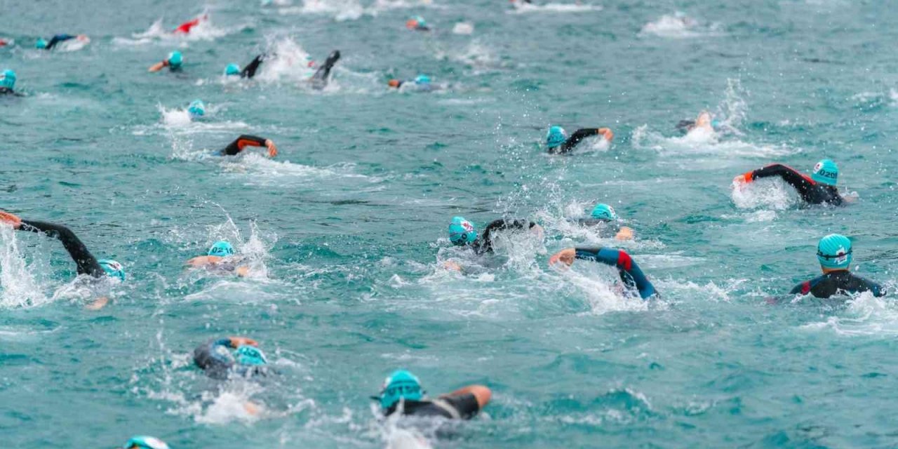 Konyaaltı’nda 6 ülkeden yaklaşık 500 sporcu uluslararası yüzme yarışında buluşacak