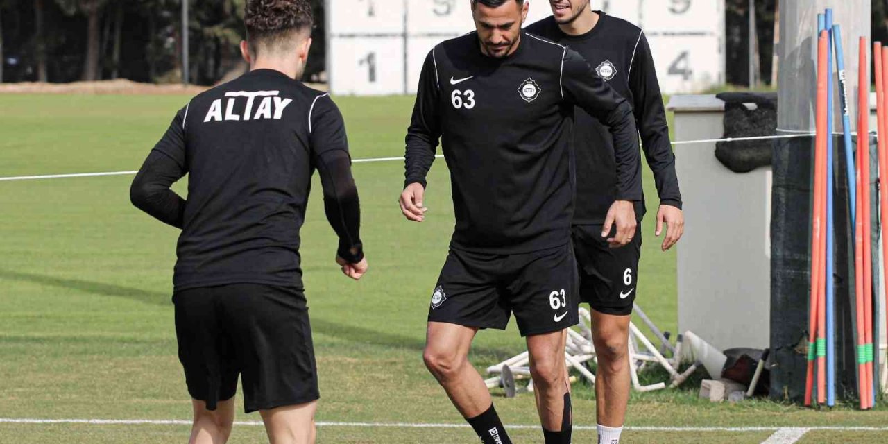 Altay’da Erzurumspor maçı hazırlıkları başladı