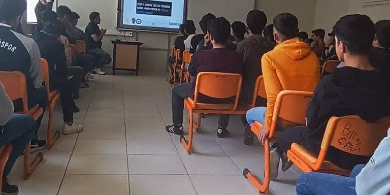 ‘Siberay’ projesiyle öğrenciler bilgilendiriliyor