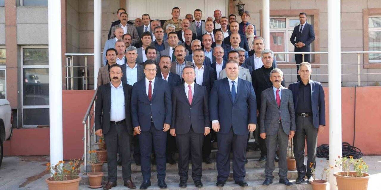 Kaymakam Çimşit, muhtarlarla bir araya geldi