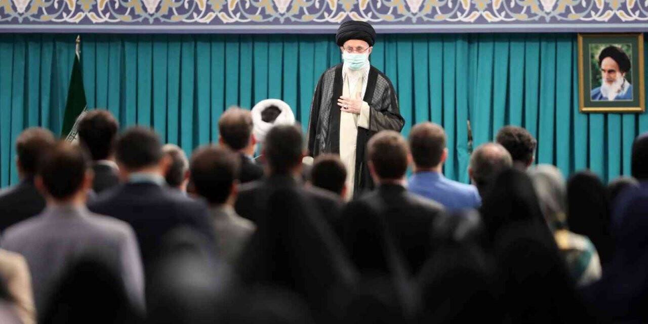 İran Dini Lideri Hamaney: “İran’a ait İHA’lara ilişkin görüntülerin photoshop olduğunu söylüyorlardı”