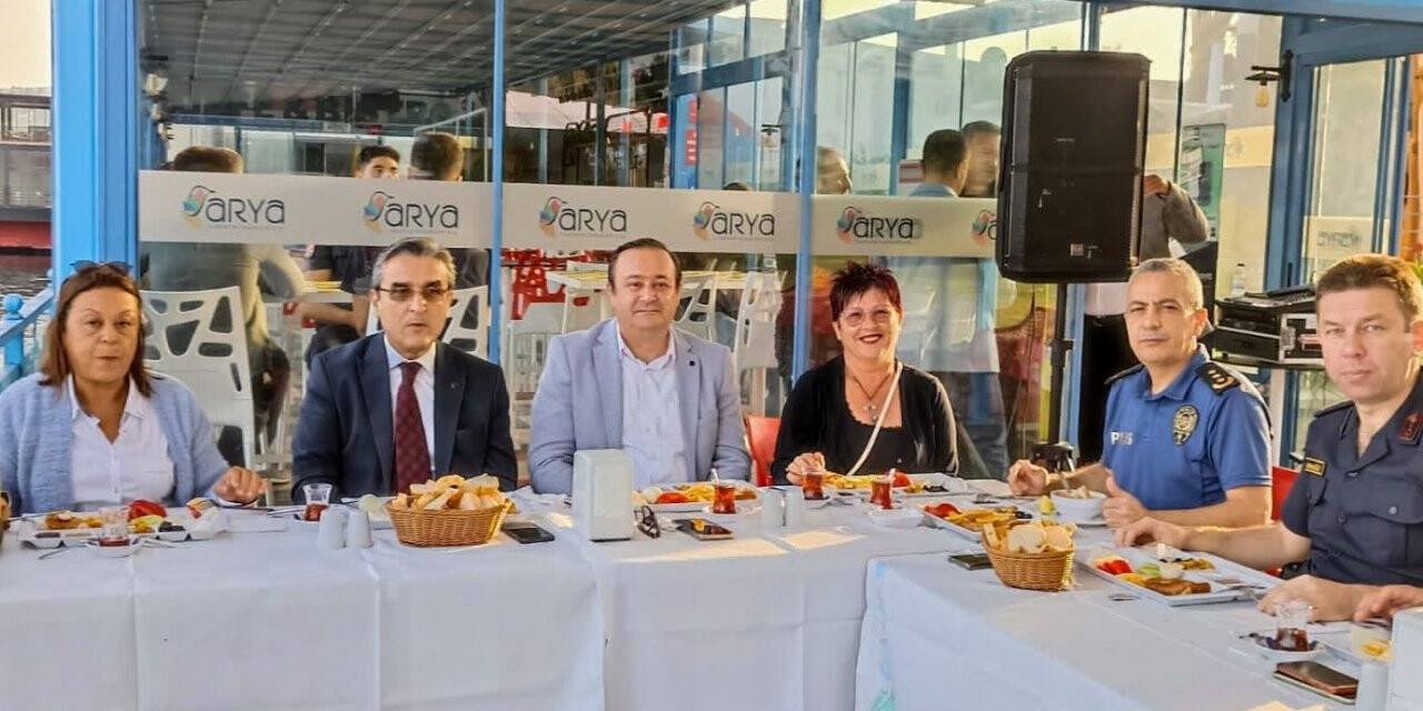 Muhtarlar Günü Kuşadası’nda kutlandı