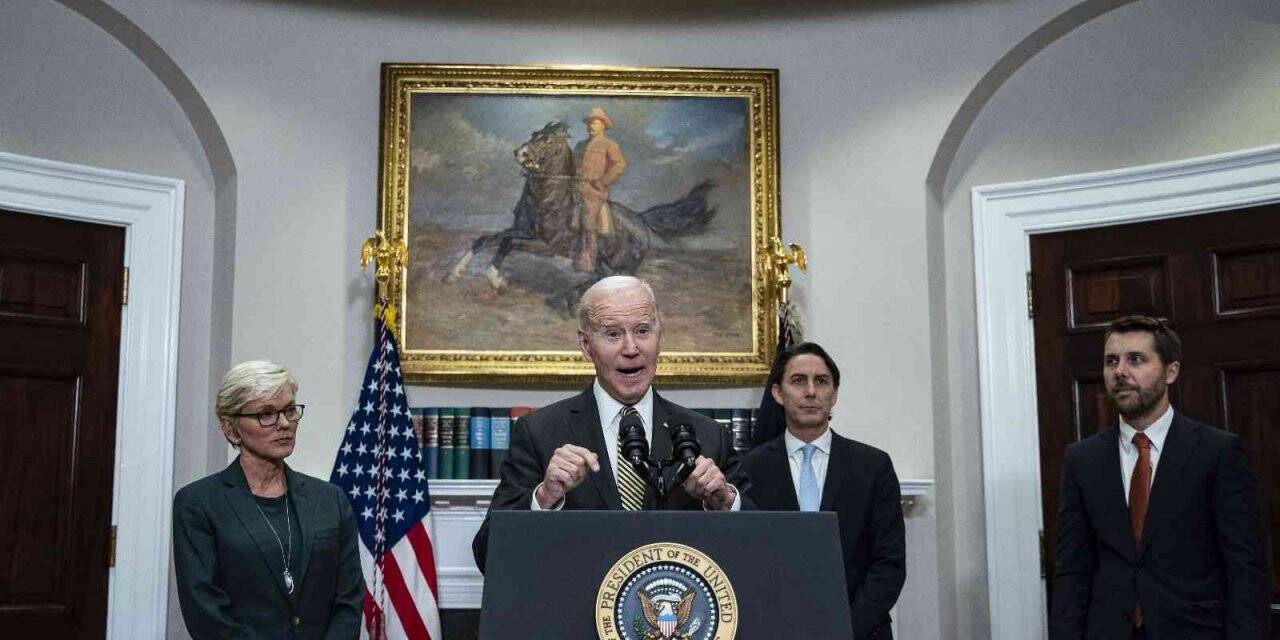 Biden, yeni gizli belgelerin bulunduğunu doğruladı