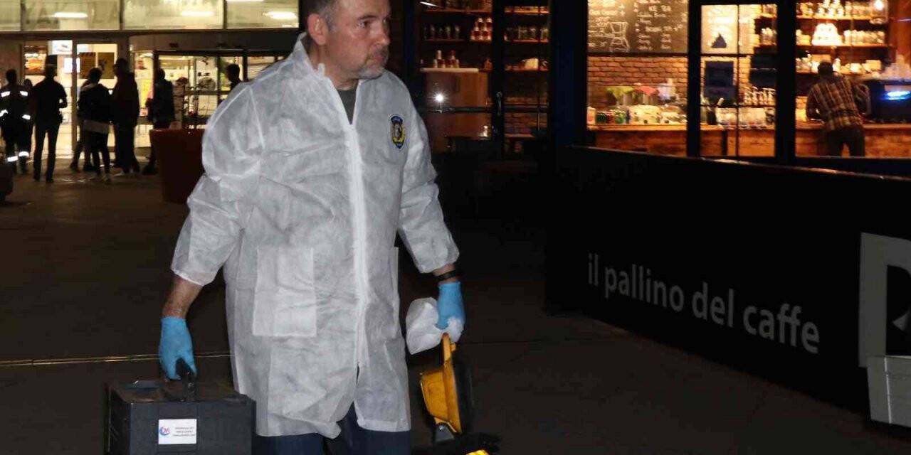 AVM’nin 3. katından aşağıya düşen kadın hayatını kaybetti