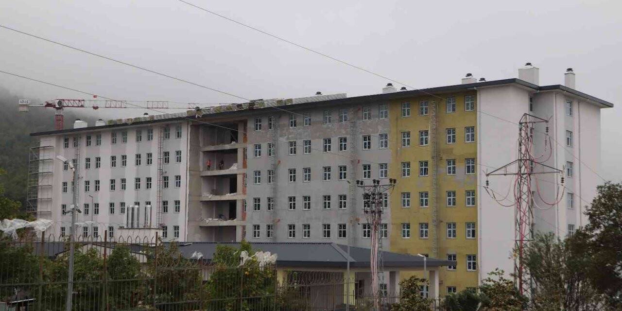 KYK’nın en büyük öğrenci yurdu açılış için gün sayıyor