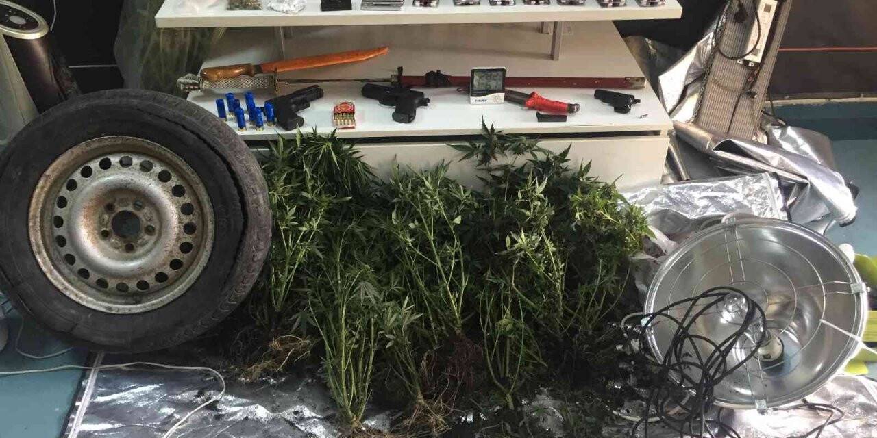 Yedek lastikten esrar çıktı