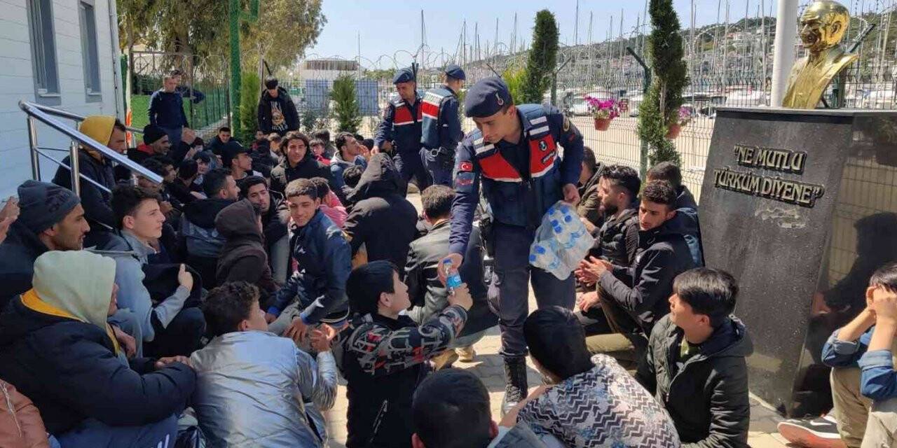 İzmir’de 9 ayrı göçmen kaçakçılığı operasyonunda 180 düzensiz göçmen yakalandı