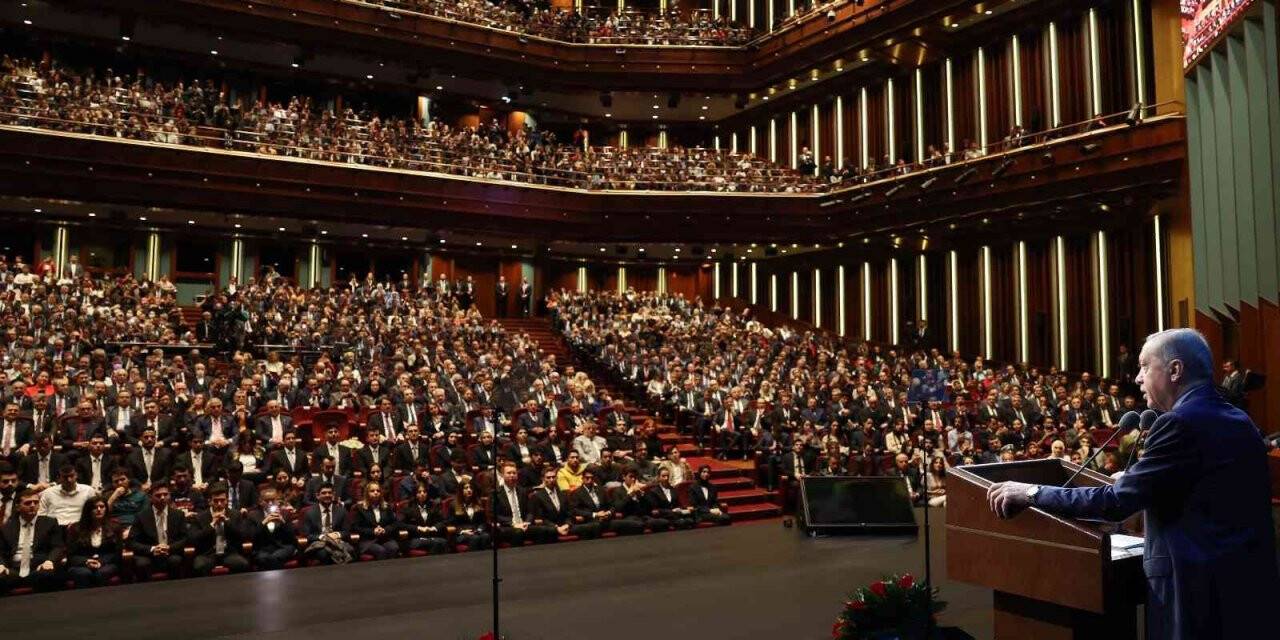 ADÜ Rektörü Aldemir, ’E-İnsan Tanıtım Töreni’ne katıldı