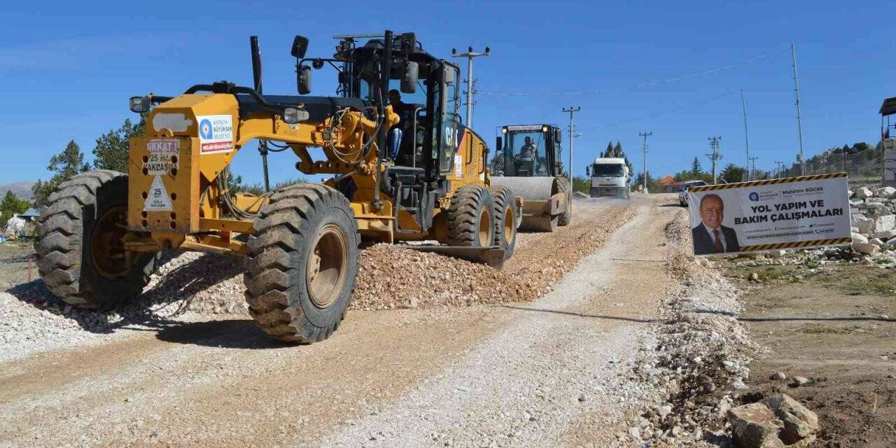 Yeleme Mahallesi’nin 18 yıllık yol hasretini sona eriyor