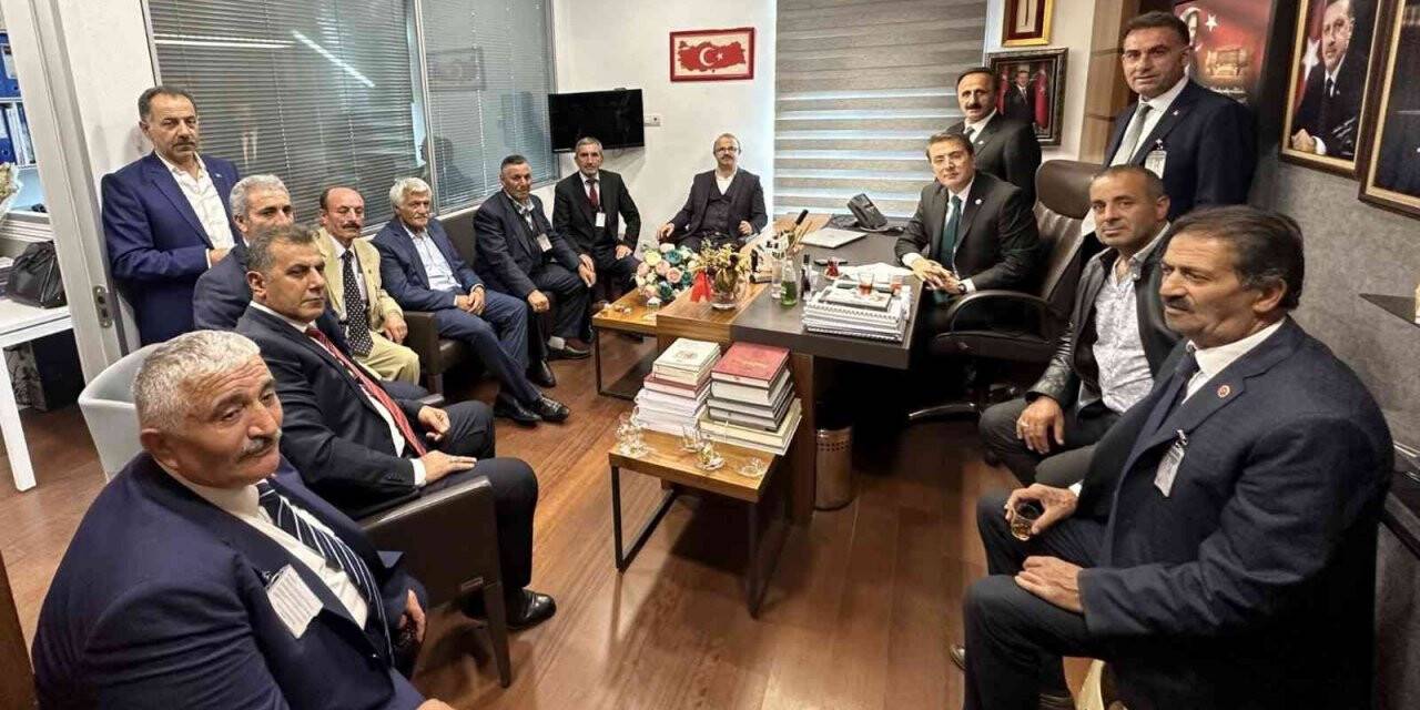 İlçe Belediye Başkanlarıyla istişare etti