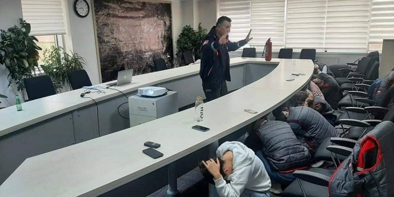 Market personellerine yönelik deprem, yangın ve tahliye’ tatbikatı yapıldı